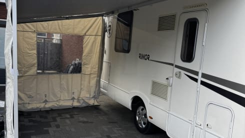 Bastard – Camping-car familial haut de gamme, 5 personnes, très complet avec inventaire