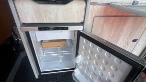 4 berth Renault Trafic campervan from 2015