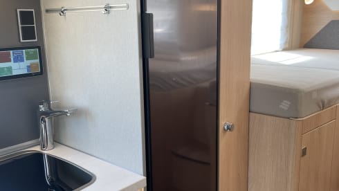 4p Hymer semi-integrated from 2023