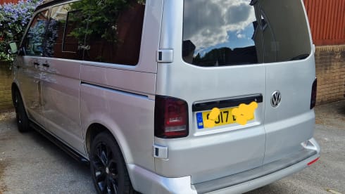 4 berth Volkswagen campervan from 2017