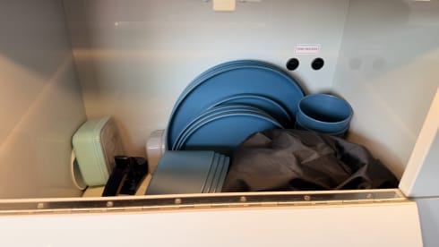 Blondie – 4 berth Ford campervan from 2022