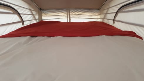 4p Mercedes-Benz camper bus. Euro 6 + automatic