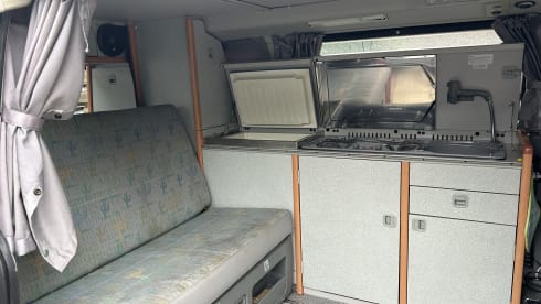 Roderick  – 2p Westfalia bus from 1995