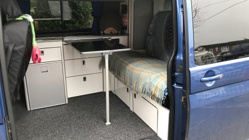 Seve – 4 berth Volkswagen campervan from 2015