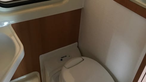 Klaas – FORD TRANSIT POSSL BUSCAMPER 2008