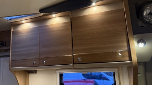 Alexander – 6 berth Bailey semi-integrated from 2016