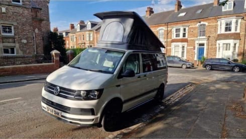 FloRider  – 4 berth Volkswagen campervan from 2018