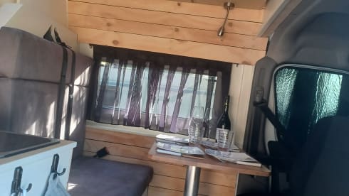 Buscamper – 2 person Renault bus from 2019