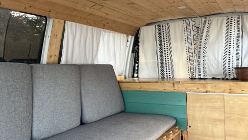 Jiek – Wine van WITH HEATING