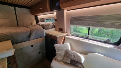 Sol – 2p Mercedes-Benz bus from 2019