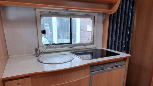 Wonderfully spacious and neat family camper for rent