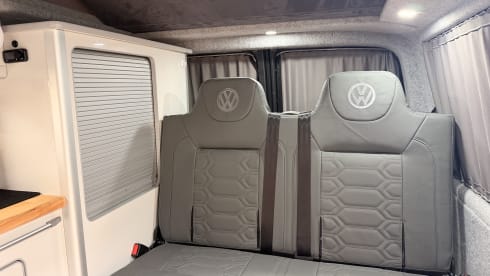 Derek – 4 berth Volkswagen campervan from 2022