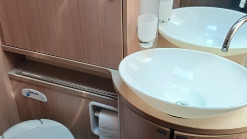 Bürstner Nexxo – 4p Bürstner integrated uit 2012