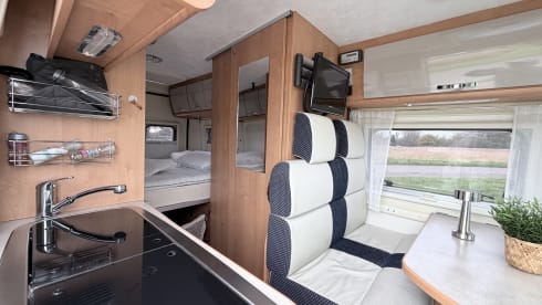 Campy – 2p Roller Team bus from 2011