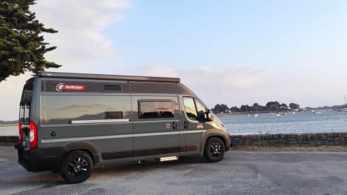 Furgone attrezzato per 2 o 4 persone alle porte della Bretagna