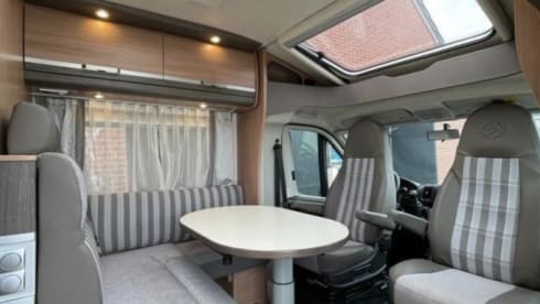 De Dennenappel – Beautiful Knaus motorhome 2013