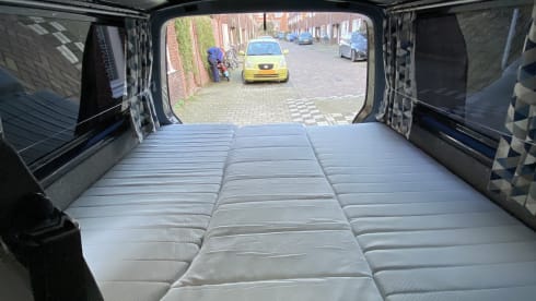 VanJet – 4p Volkswagen campervan from 2010
