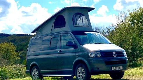 The Greyt Van – 4 berth Volkswagen campervan perfectly set up for holidays away