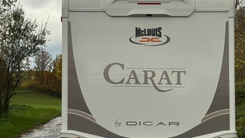 Mobilynn – Splinternieuwe McLouis Carat integraal 870 (4p)