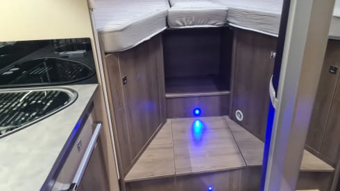 Camper vrijheid op top niveau – 4p Challenger semi-integrated from 2019