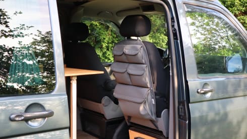 Volkswagen t5 campervan 