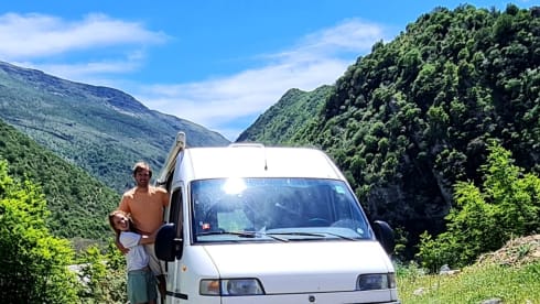 Rudi – Ideaal ingerichte en gezellige Fiat Ducato camperbus