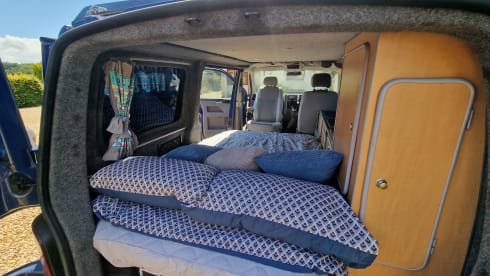 VW T5 Pop-Top 4 couchages | Explorez les environs de Glasgow