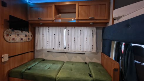 GianCarlo – Campervan rental for 6 people