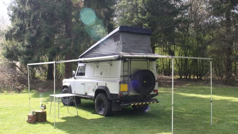Silver Belle – Land Rover Camper for couples and family's. 4x4 for Wild camping adventure