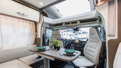 SUPER PROMOTION à partir du 16/8 Ford Benimar 2024 Cocoon lits jumeaux