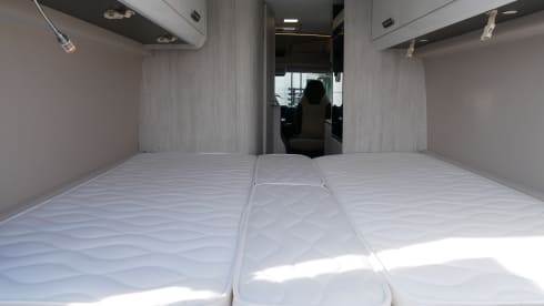 Ci Kyros 6.40 meters, 2 sleeping - 4 seats, length beds!!