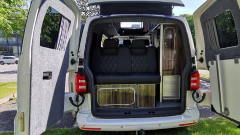 Van Bran 3000 – 4 berth T6 Volkswagen campervan