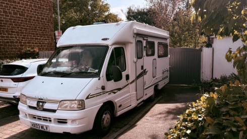 StarSpirit  – 2 berth Peugeot semi-integrated from 2003