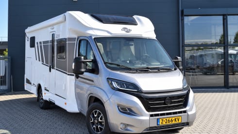 Nr. 7 Carado T448 – Very luxurious family camper, new from 2025 and fully equipped.
