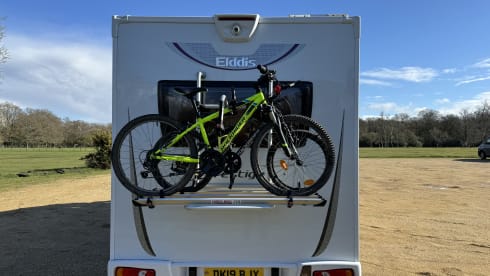 Majestic – Our fully loaded 6 berth motorhome
