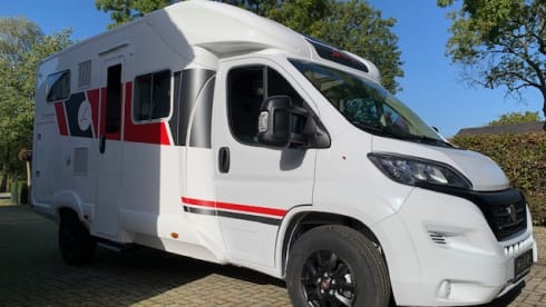 La Marca 74 – New La Marca 74 on Fiat chassis. Ultimate enjoyment in this new camper!