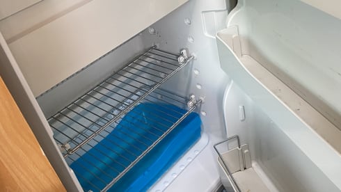 Blauwe Bussie  – 2p Volkswagen bus uit 2001