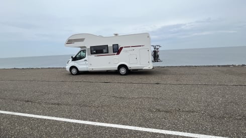 Wolly – 5p Ford alcove from 2019