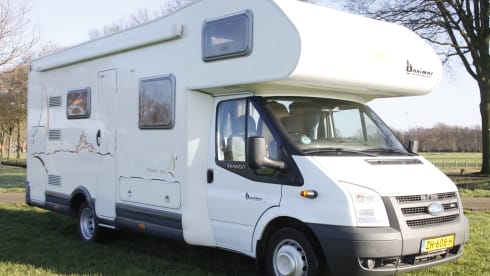 Chausson Flash 09 (2) – Spacious family camper Chausson Flash 09 (2)