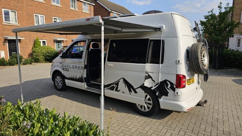 Explorer VW T6 Campervan ~ 4 berth ~ WET Room ~ AUTO