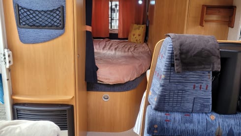 4p Chausson integrated uit 2005
