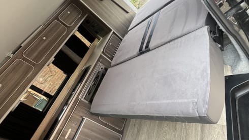 * Automatic* 4 berth VW camper with all mod cons