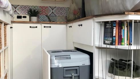 Odette – Cozy Renault Master with necessary facilities