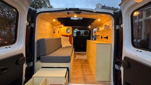 Little Nomad – Autobus Renault 2p del 2020