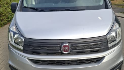 Snelle Jelle – 2016 4-person Fiat campervan