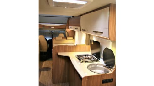 Hymer Carado A461 – Almost new family camper - 6 persons