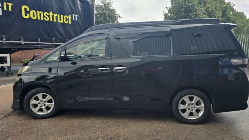 Ebony – 4 berth Toyota campervan from 2009