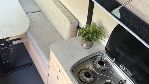 Van VW T5 with pop-up