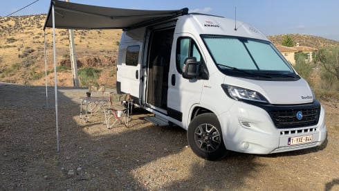 Knaus Boxstar Family - 140HP - adventurous camper bus
