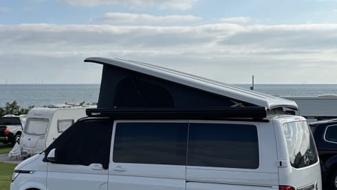 Olaf – Volkswagen campervan 2021, 4 berth, air awning available.